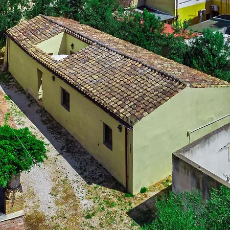 Foresteria Di Carboni *